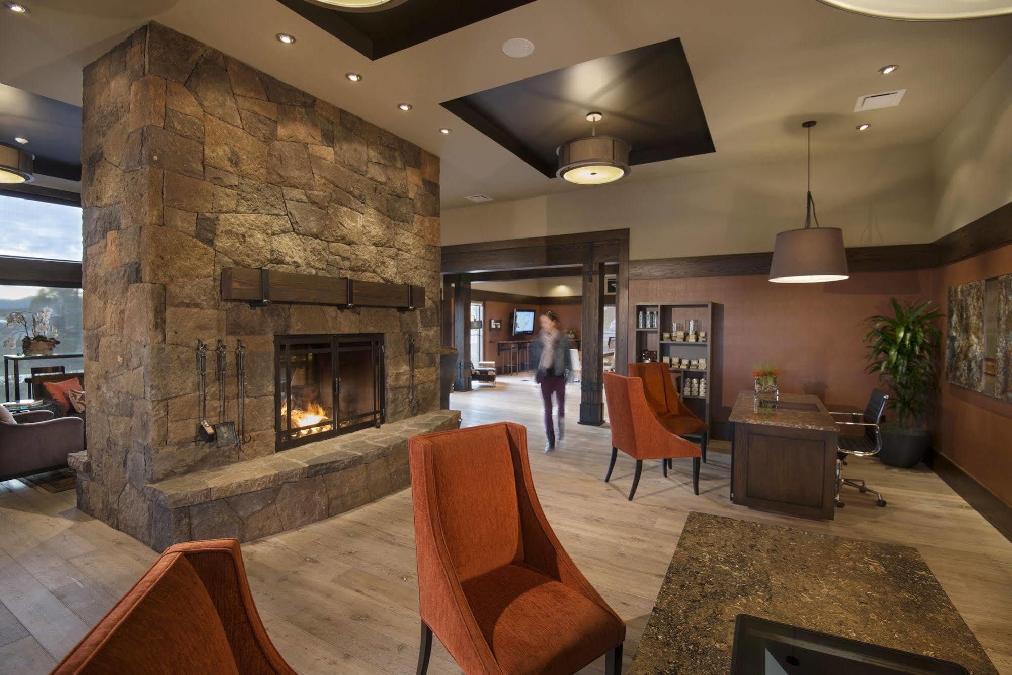 Tetherow Hotel Deschutes River Woods Exterior foto